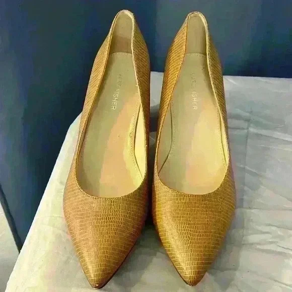 Marc Fisher Tan Leather Snake Print Heels - Picture 2 of 7